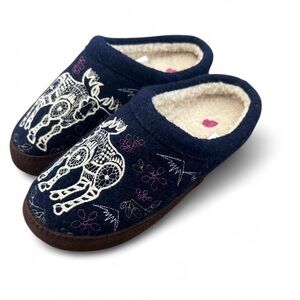 Embroidered Navy Slippers